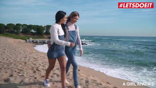 Да видимо - # Аполониа Лапиедра-секси девојке полуде у свом Новом дому