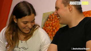 АМАТЕРСКИ ЕВРО - Секси Дупе немачке жене Добро зајебава са Похотливым Муженьком