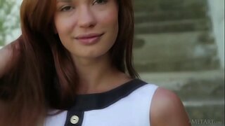 ���ुन्दर युरोपेली किशोर Carolizi वरिपरि fooling बाहिरी