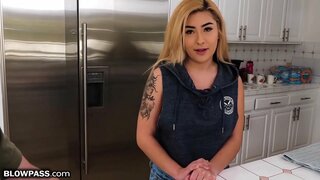 Сматрам Нуде Мојих Падчериц